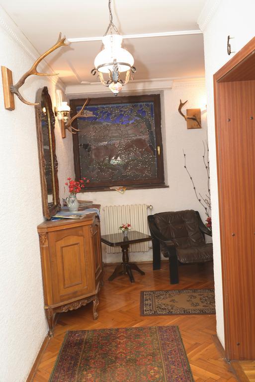 Beli Dvor Hotel ซอมโบร์ ภายนอก รูปภาพ